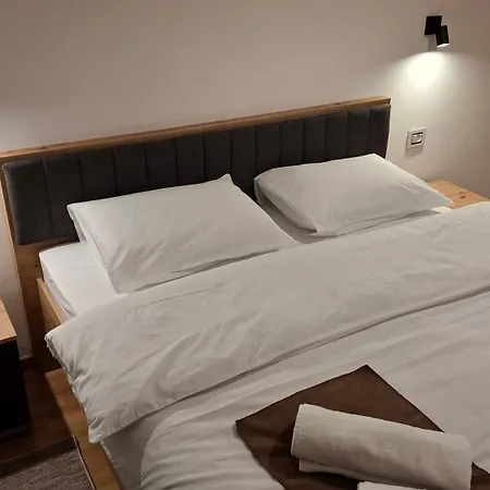 Solaris شقة زلاتيبور